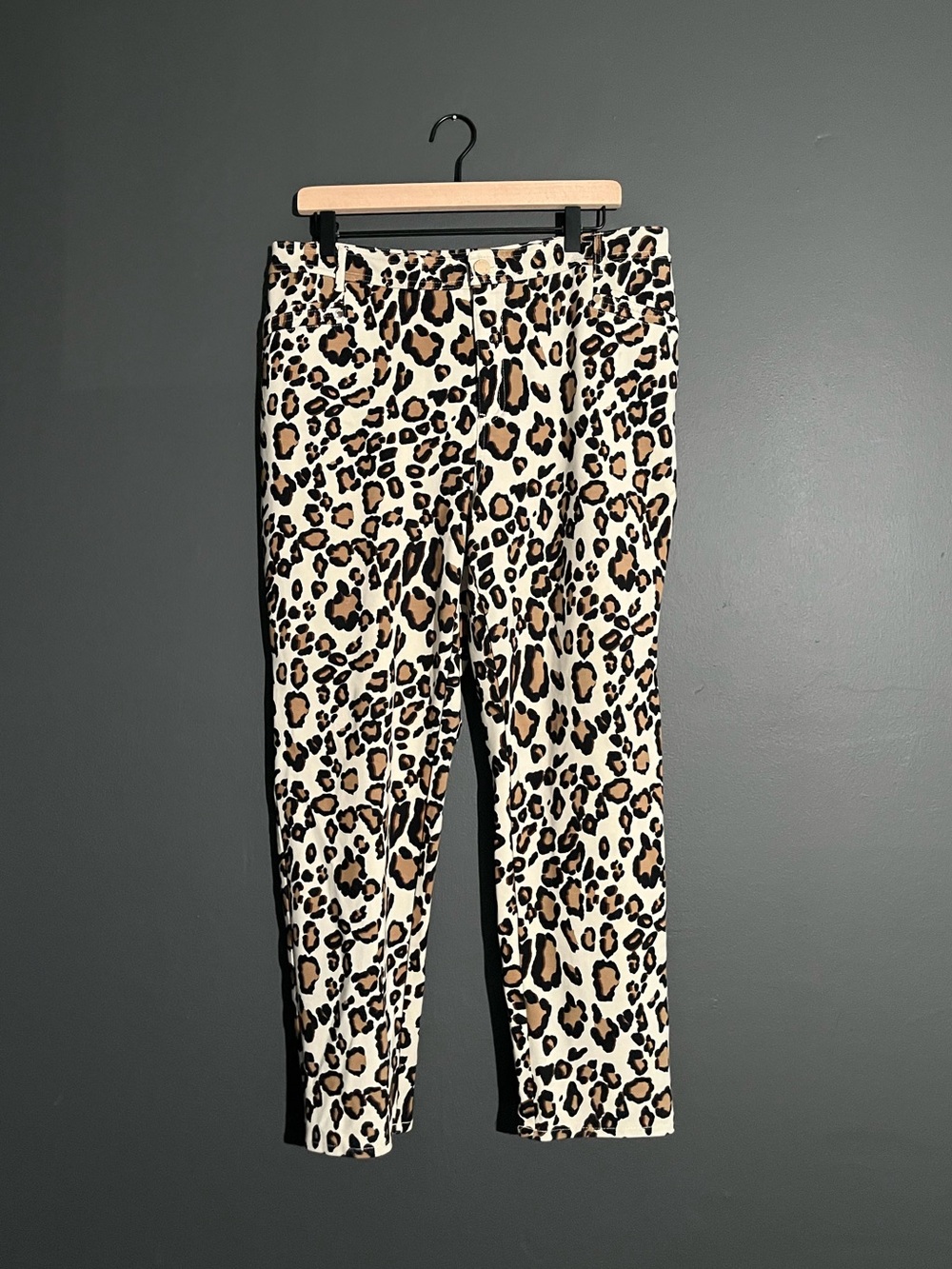 Chico's So Slimming Leopard Print Ankle Pants Stretch Slim Fit - Size 3